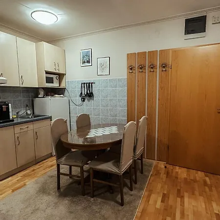 Jelena Apartment *