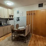 Jelena Apartment *